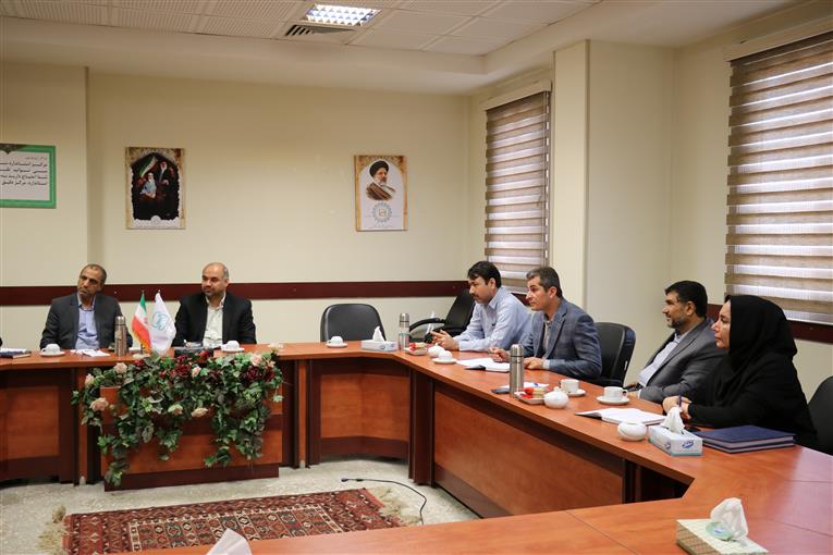 نشست مدیرکل استاندارد گلستان با معاونین و اعضای هیئت علمی دانشگاه آزاد گرگان